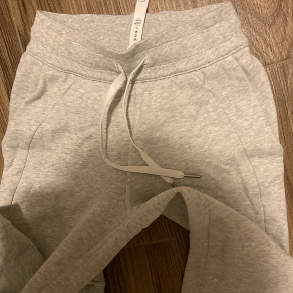 lululemon athletica Light Gray Joggers - Picture 3 of 3